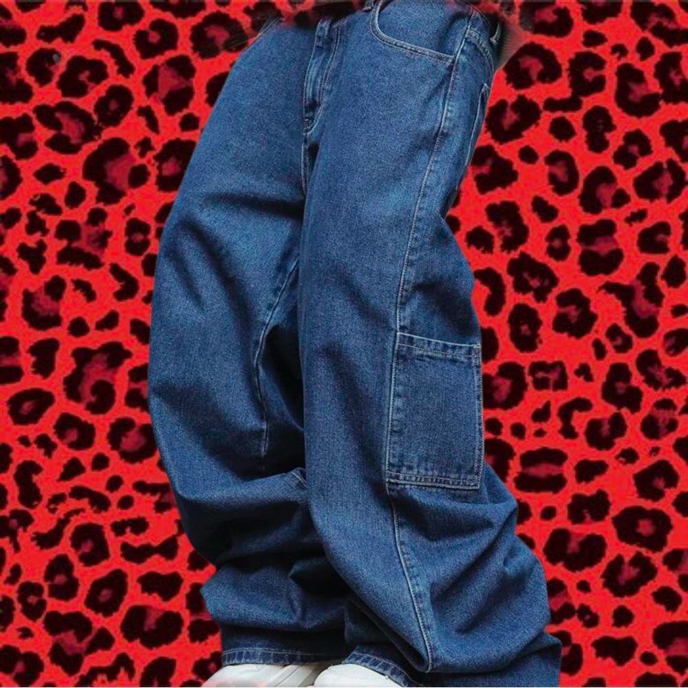 Wide-Leg black washed southpole style baggy jeans